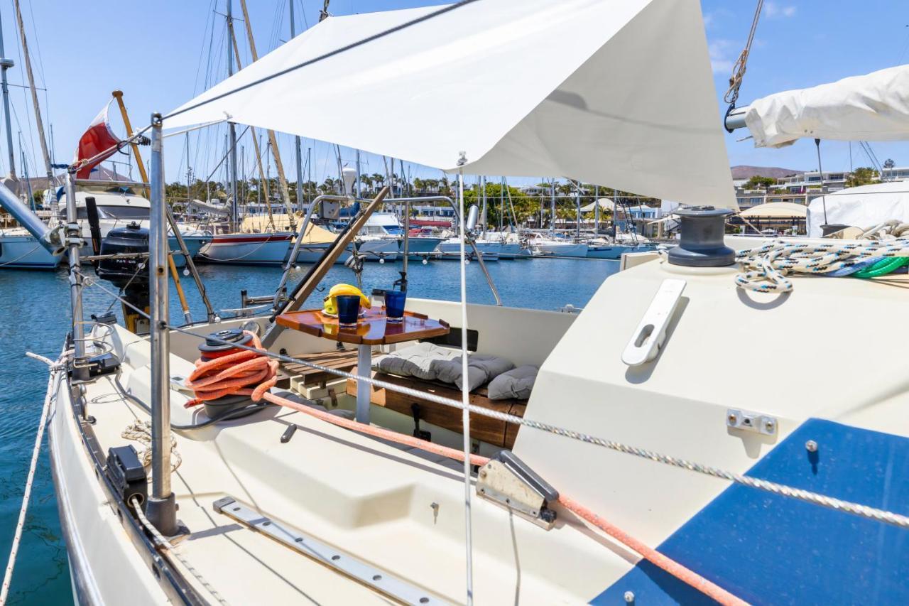 Seaside Chill-Out Stay On A Sail Yacht بْوُرتو كاليرو المظهر الخارجي الصورة