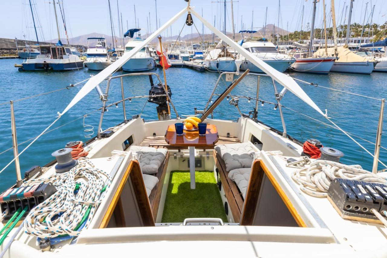 Seaside Chill-Out Stay On A Sail Yacht بْوُرتو كاليرو المظهر الخارجي الصورة