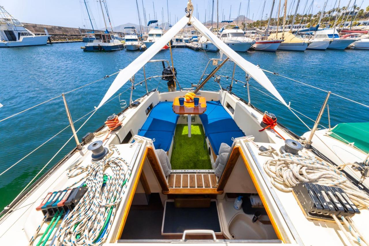 Seaside Chill-Out Stay On A Sail Yacht بْوُرتو كاليرو المظهر الخارجي الصورة
