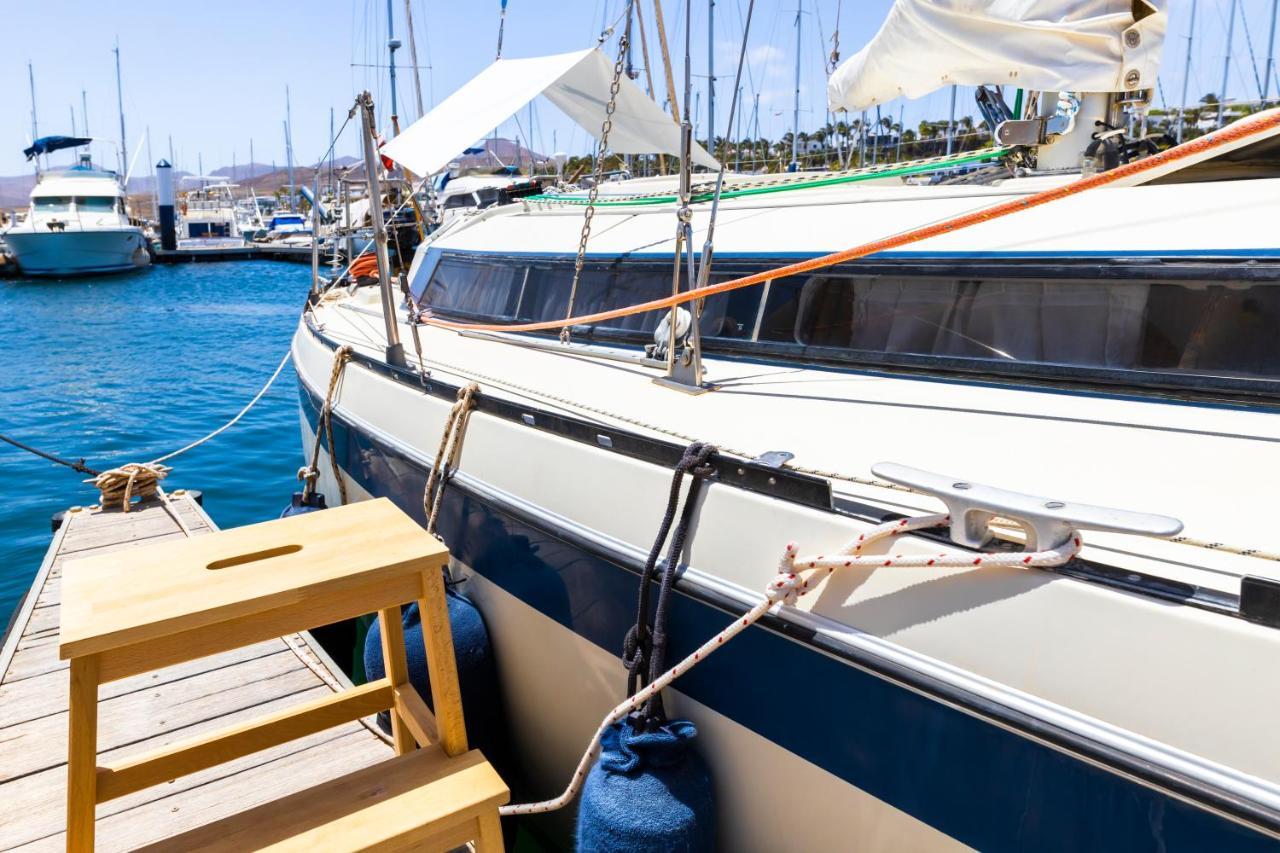Seaside Chill-Out Stay On A Sail Yacht بْوُرتو كاليرو المظهر الخارجي الصورة
