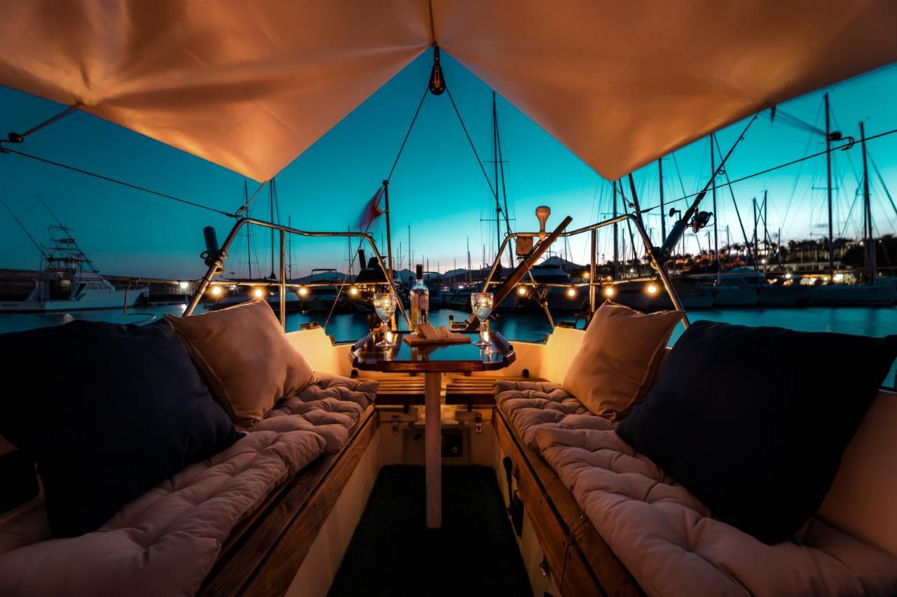 Seaside Chill-Out Stay On A Sail Yacht بْوُرتو كاليرو المظهر الخارجي الصورة